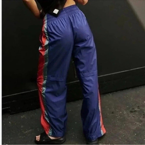 New Free People End Zone Track Pants Wide Leg Nyon Cargo FP Movement Baggy Blue - Picture 3 of 8